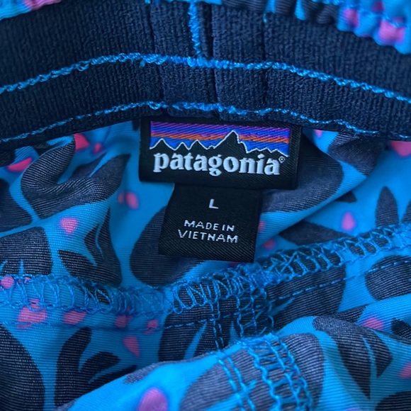 Patagonia Girls' Baggies Shorts 4" Unlined - Picture 5 of 11